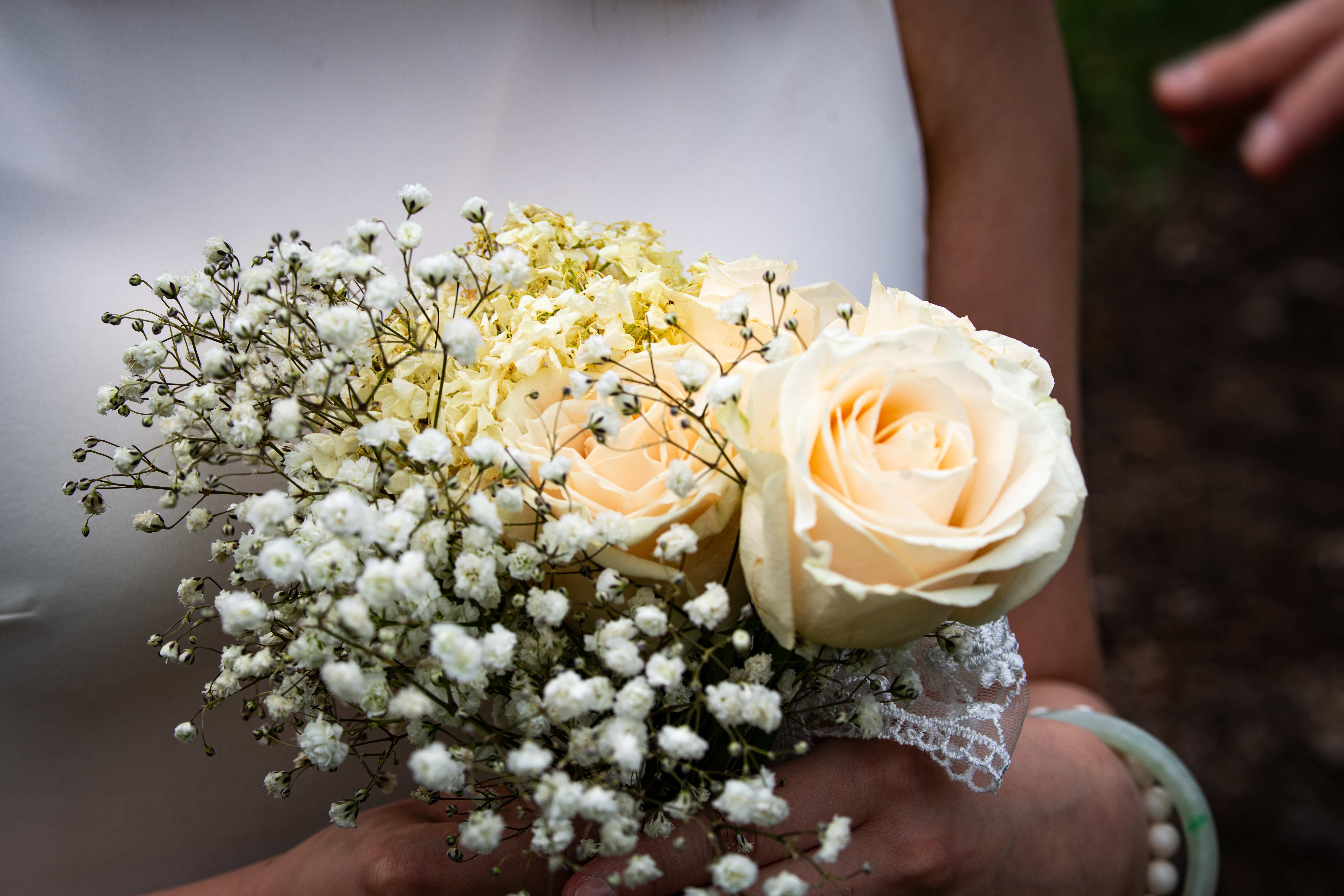 wedding photography by Loon & Birch Photography in Savage, MN